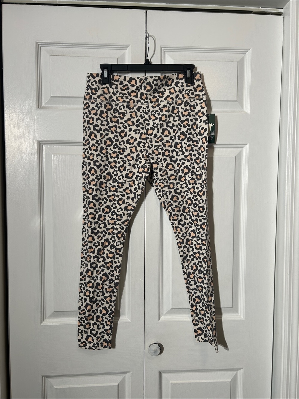 NWT Wild Fable Leopard Print Leggings - Cream Brown multi Size Large high rise